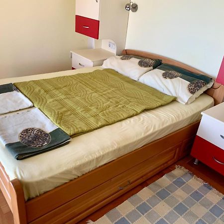 Blue Sky Apartment Petrovac na moru Exterior foto
