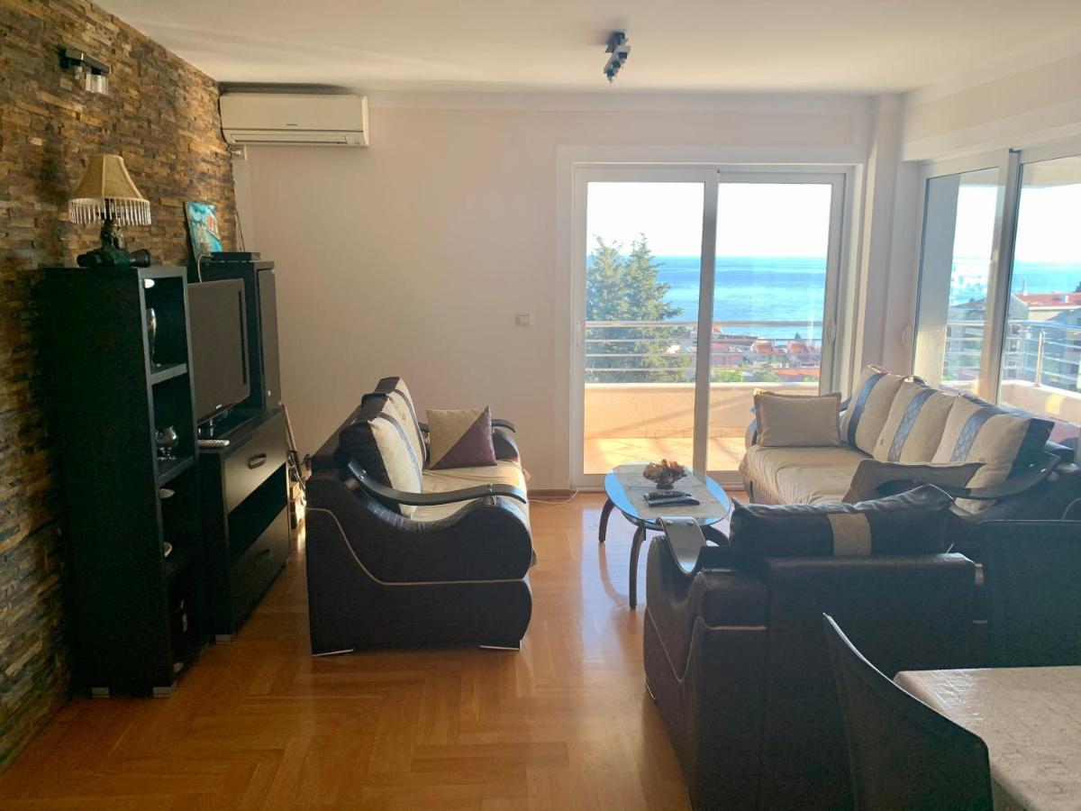 Blue Sky Apartment Petrovac na moru Exterior foto